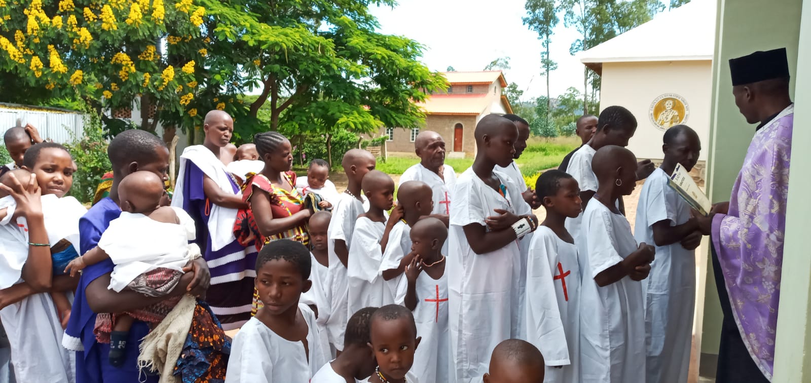 34 de persoane au primit Taina Sfântului Botez în Kidamali, Tanzania