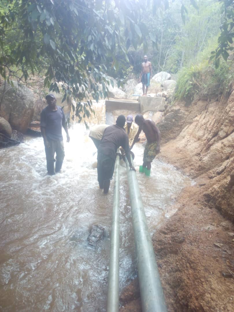 Rețeaua de apă din sat – redeschisă în Duminica Samarinencei