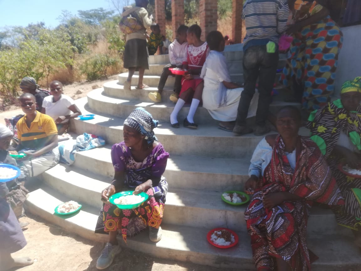 Vizită în satul Ibogu la început de an școlar
