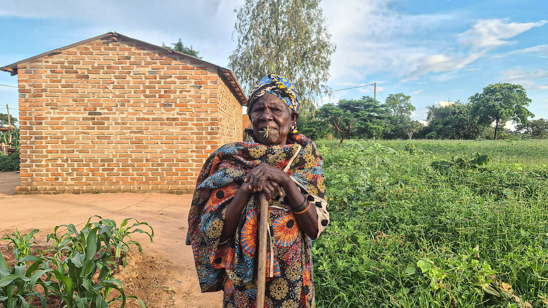 În vizită la casele din satul Mbumi