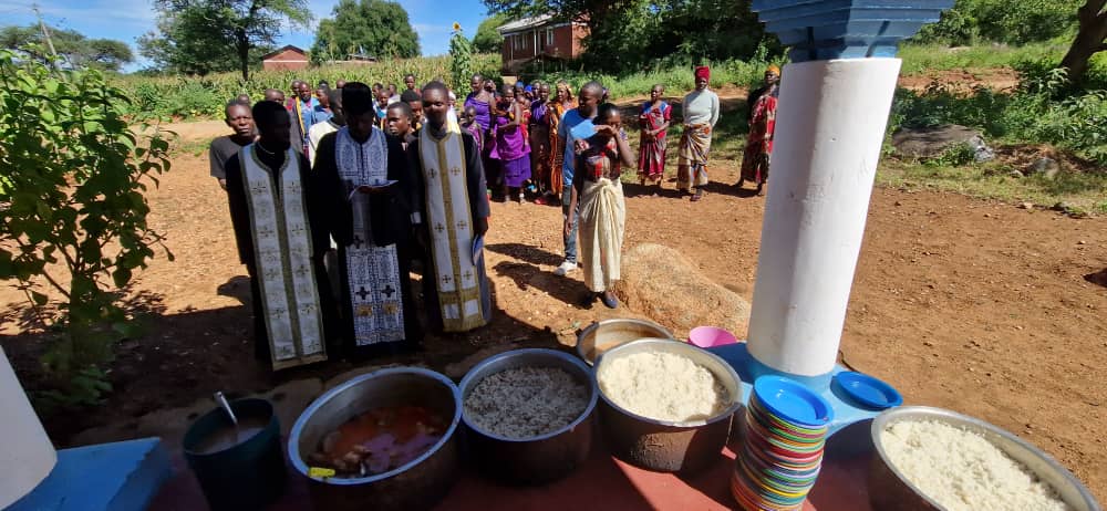 Satele Makota şi Nyamahana în sărbătoare de „Izvorul Tămăduirii”