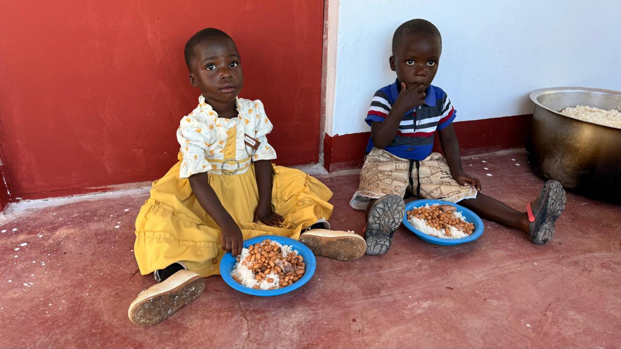 Satele Makota şi Nyamahana în sărbătoare de „Izvorul Tămăduirii”