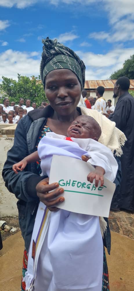 171 de botezuri în cadrul Centrului Misionar din Kidamali