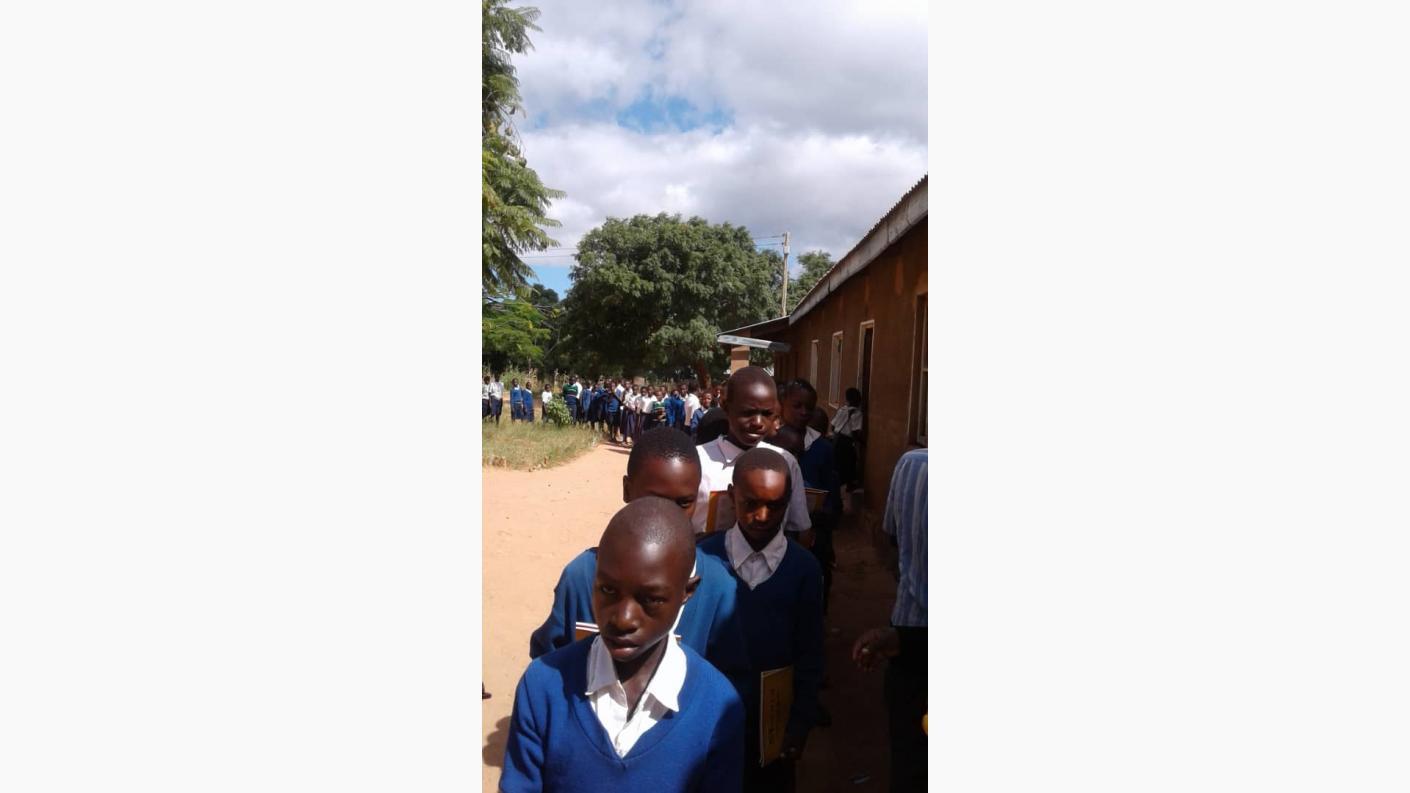 Copiii din Tanzania vor sa invete