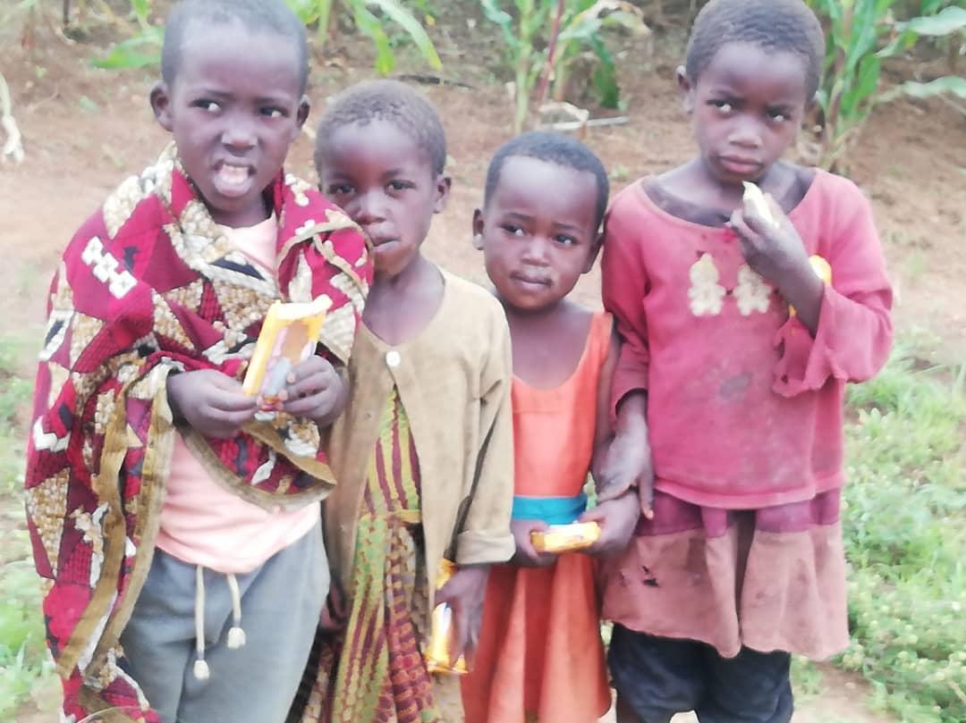 Sfânta Liturghie la Parohia Ipwasi