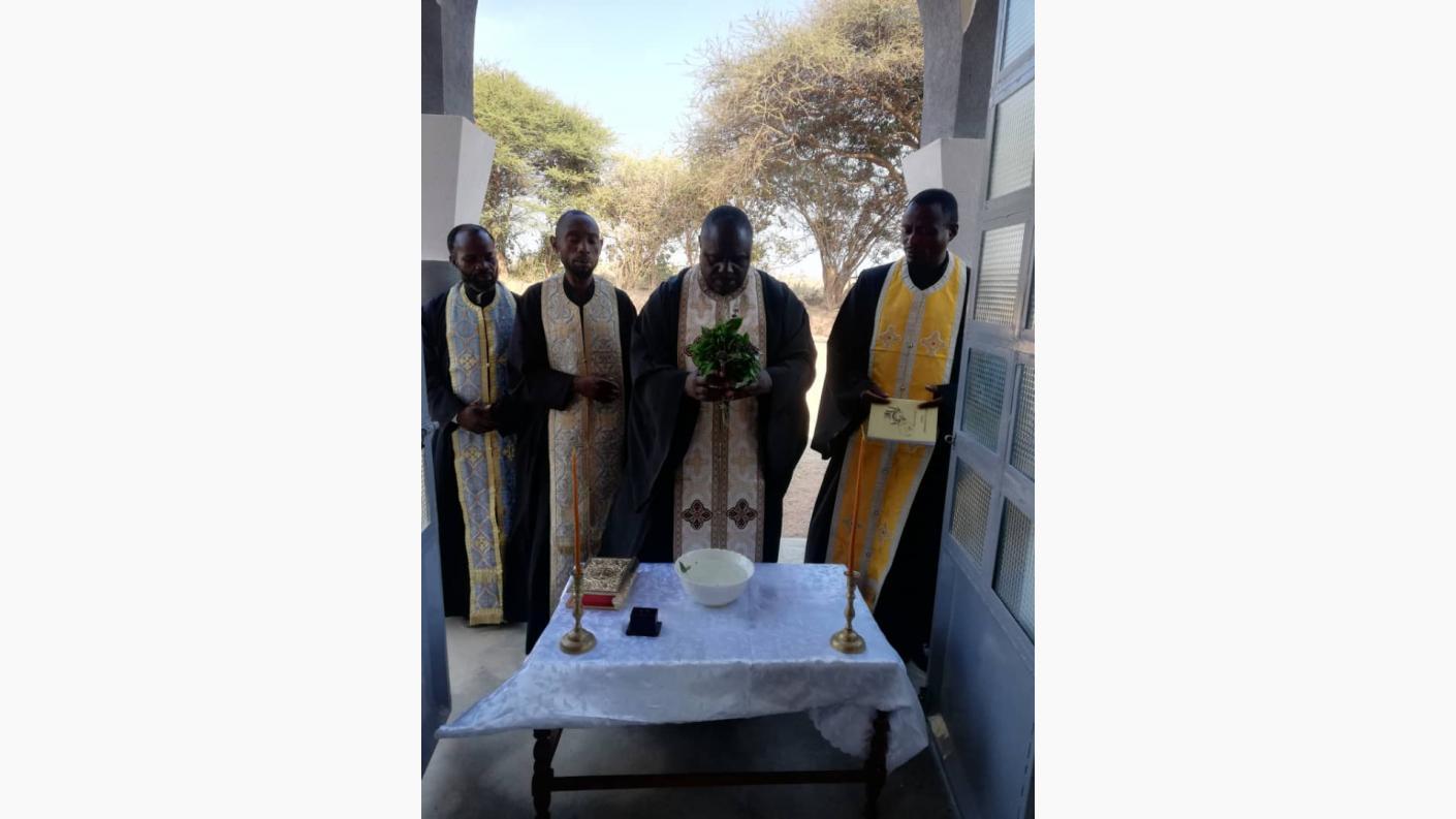 Prima Liturghie în biserica Adormirii Maicii Domnului de la Igangimale