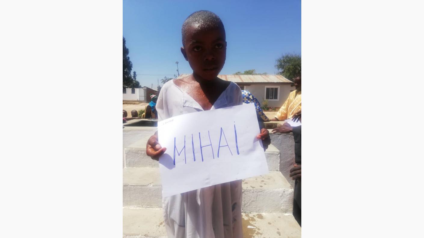 Taina Sfântului Botez săvârșită pentru 9 persoane la Biserica Ortodoxă din Kidamali