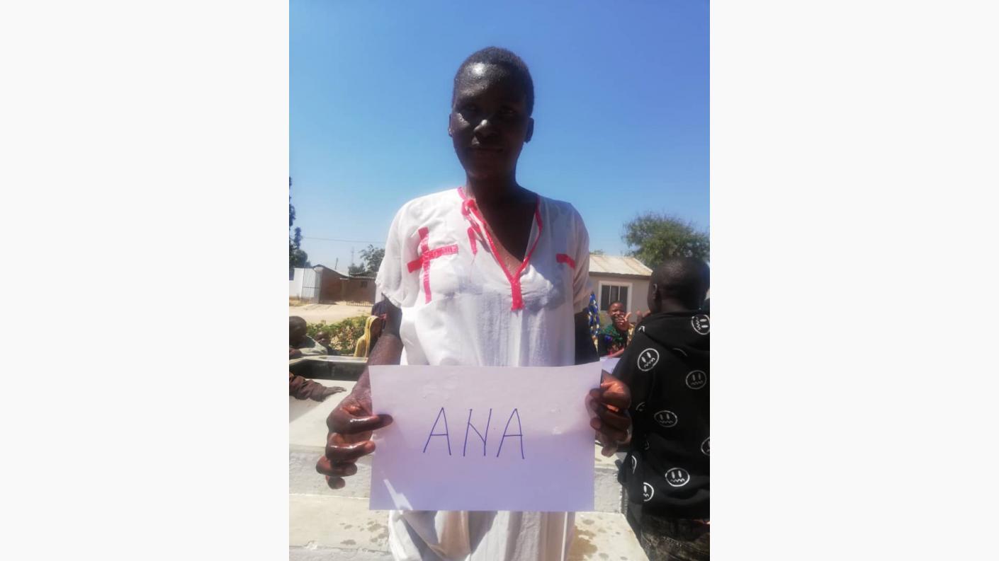 Taina Sfântului Botez săvârșită pentru 9 persoane la Biserica Ortodoxă din Kidamali