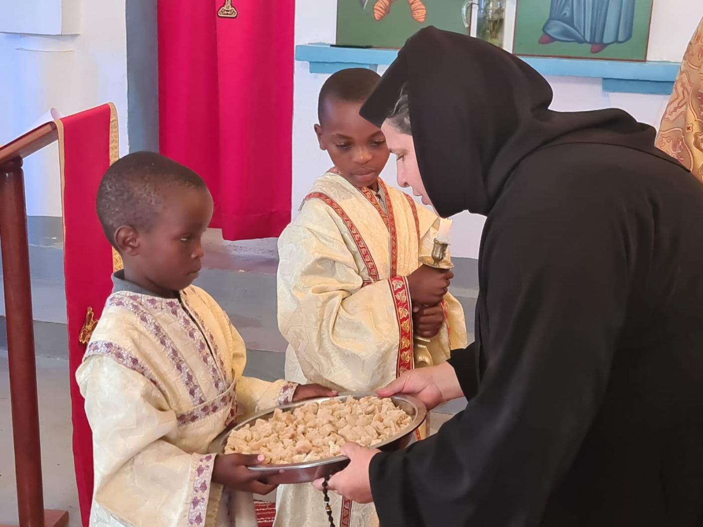 Comunitate și comuniune – bucuria întâlnirii în biserica satului Kidamali