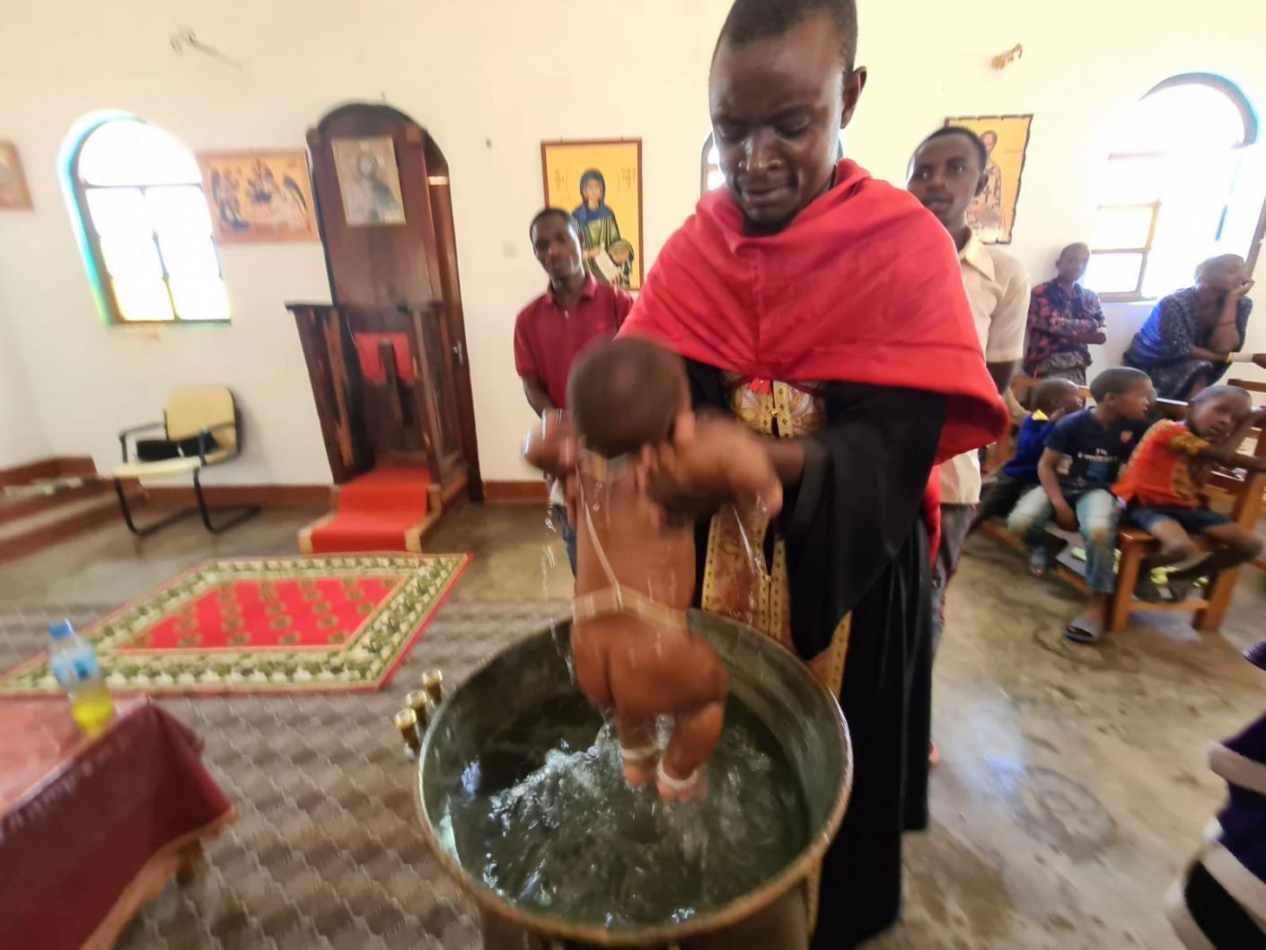 Din apă și din Duh