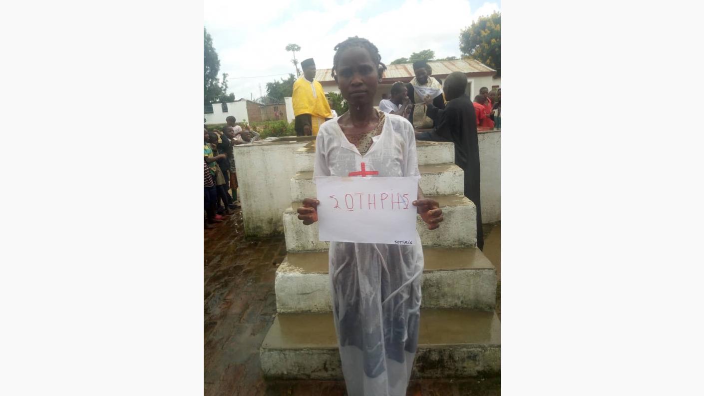 De la moarte la viață - Pomenirea morților și 98 de botezuri la centrul misionar din Kidamali