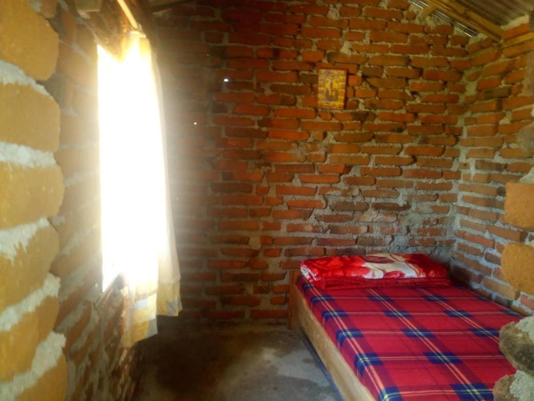 Maternitate acasă la familia Tito – o casă pentru viață!