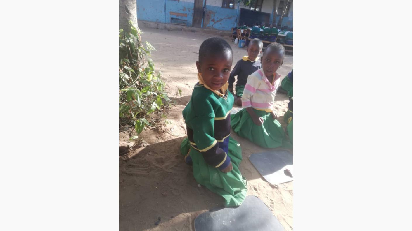 Întâlnire cu profesorii și elevii Școlii Generale din satul Mkoga