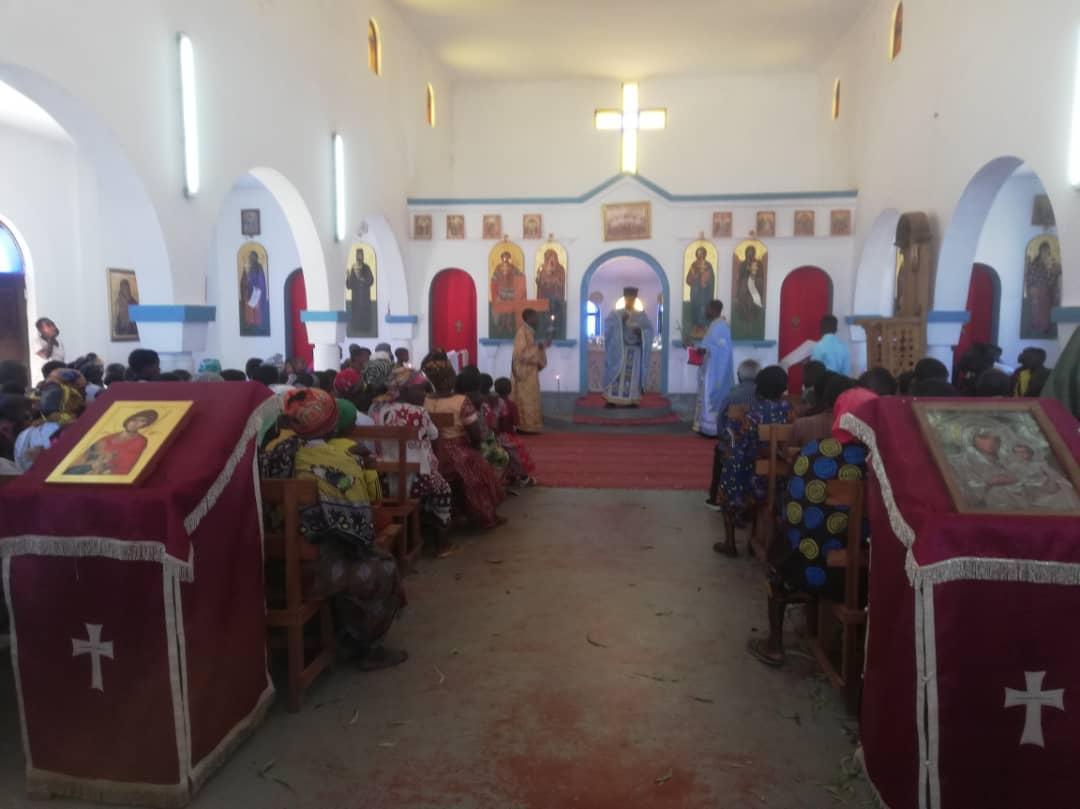 Kristo Amefufuka! (Hristos a înviat!)