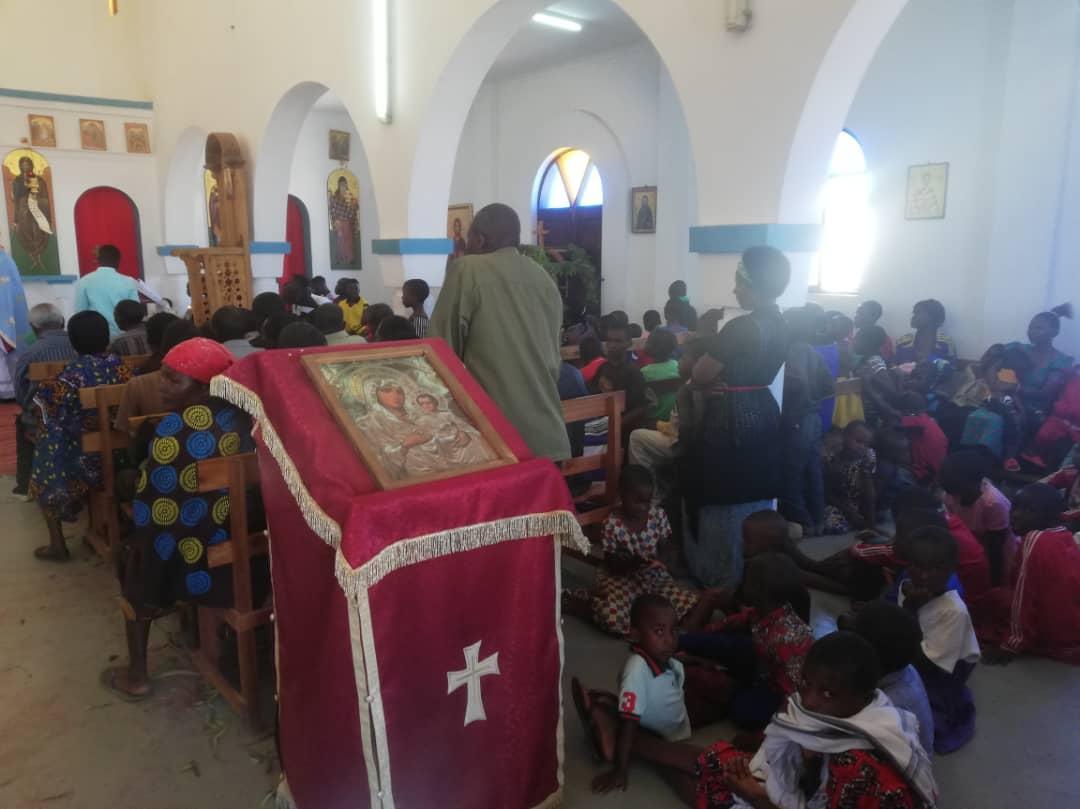 Kristo Amefufuka! (Hristos a înviat!)