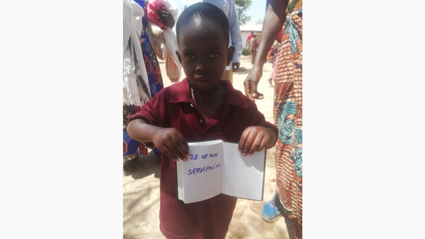 106 botezuri la Centrul Misionar Ortodox din Kidamali