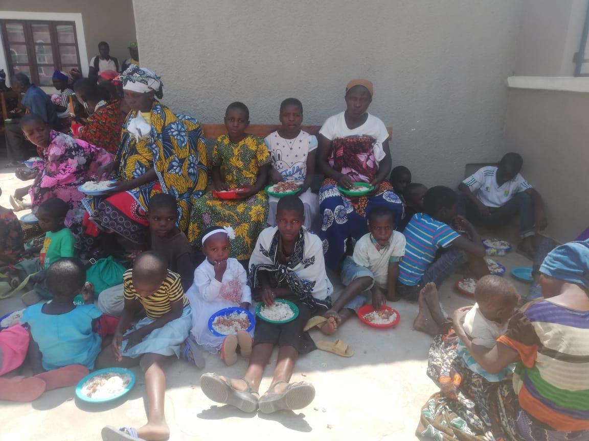 106 botezuri la Centrul Misionar Ortodox din Kidamali