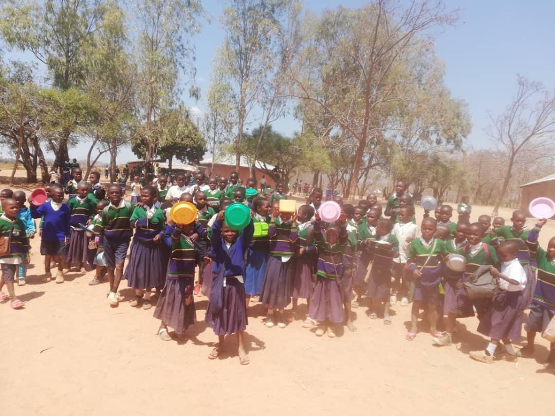 Daruri la început de an şcolar