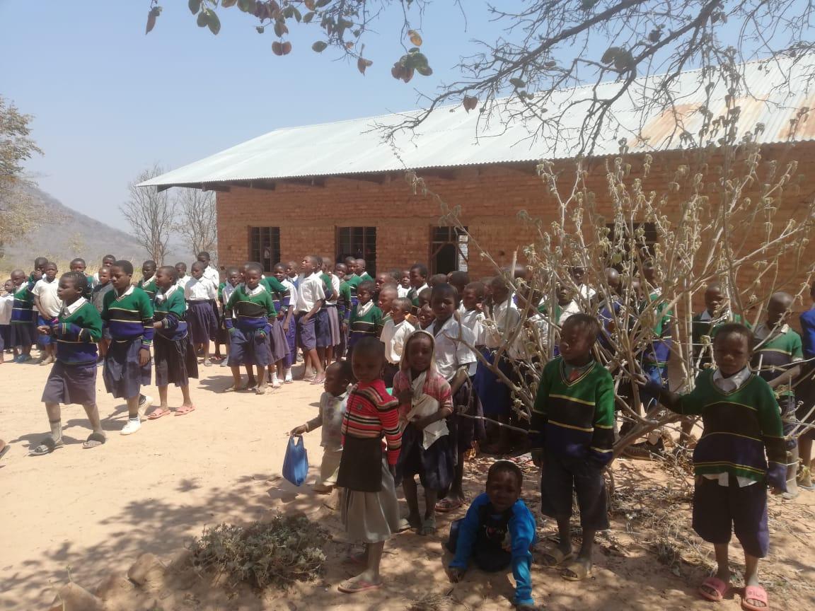 Vizită la şcoala din Mkombe