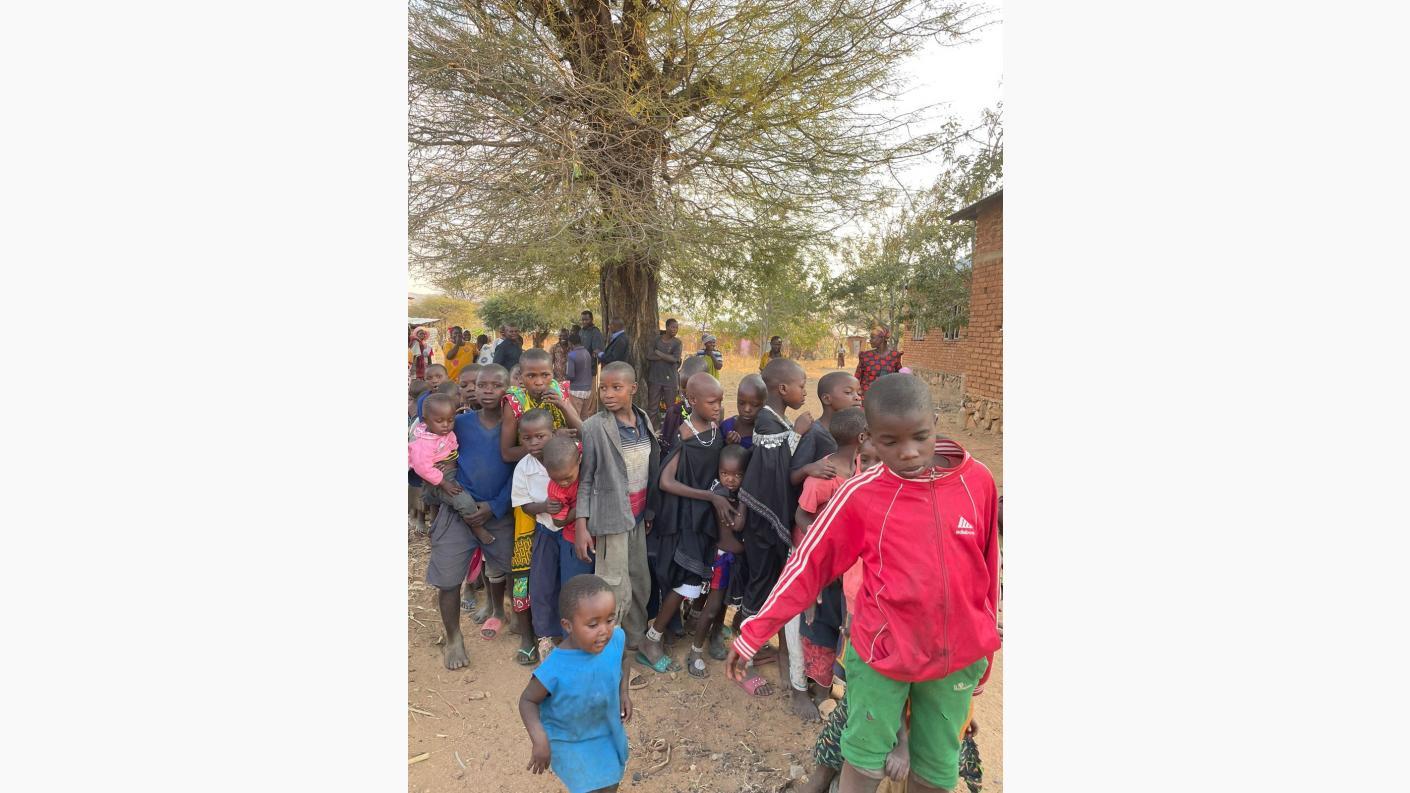 Mlambalasi - satul care așteaptă o biserică