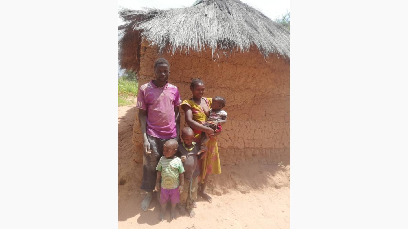 32 de case – acoperiş şi bucurie pentru tot atâtea familii tanzaniene