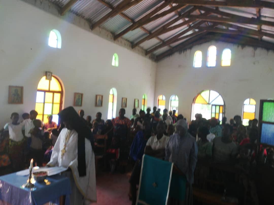 Pomenirea morților si întâlnire în parohia Sfântului Nicolae din Sasamambo