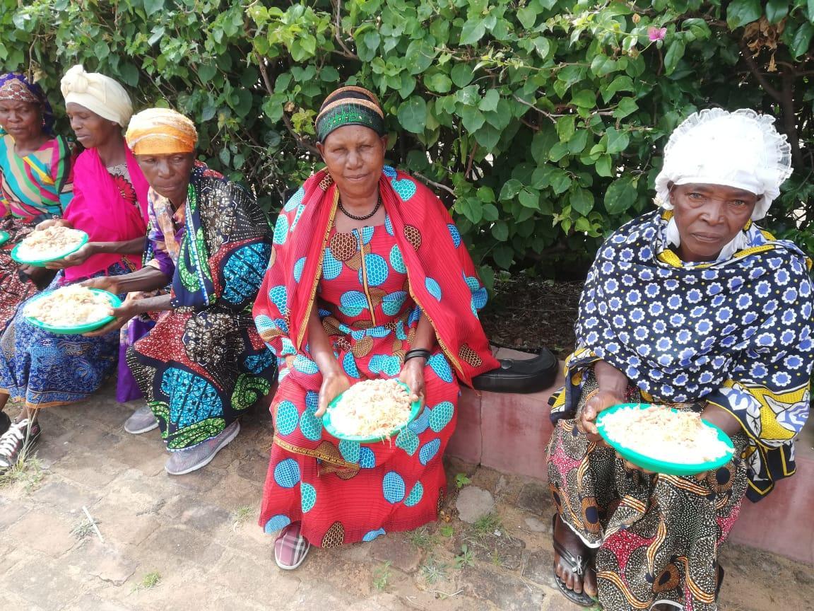 Jumapili ya Matawi sau Duminica Floriilor a fost prilej de mare bucurie şi la Centrul Misionar din Kidamali