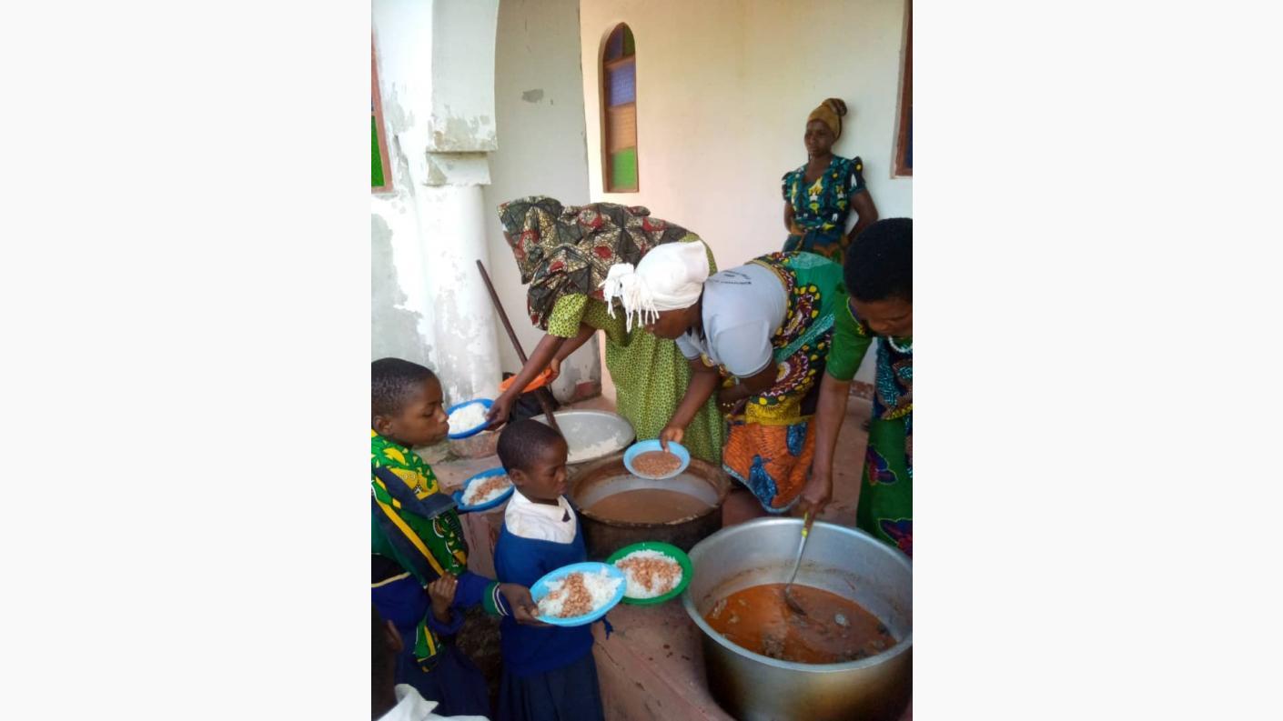 Ocrotitoarea parohiilor din Nyamahana şi Makota, Maica Domnului - Izvorul Tămăduirii