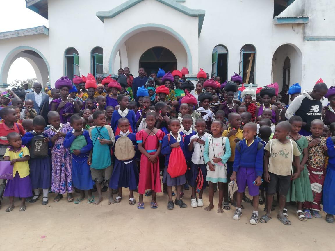 Sfinții Cosma și Damian – hram în parohia de la Mapogoro