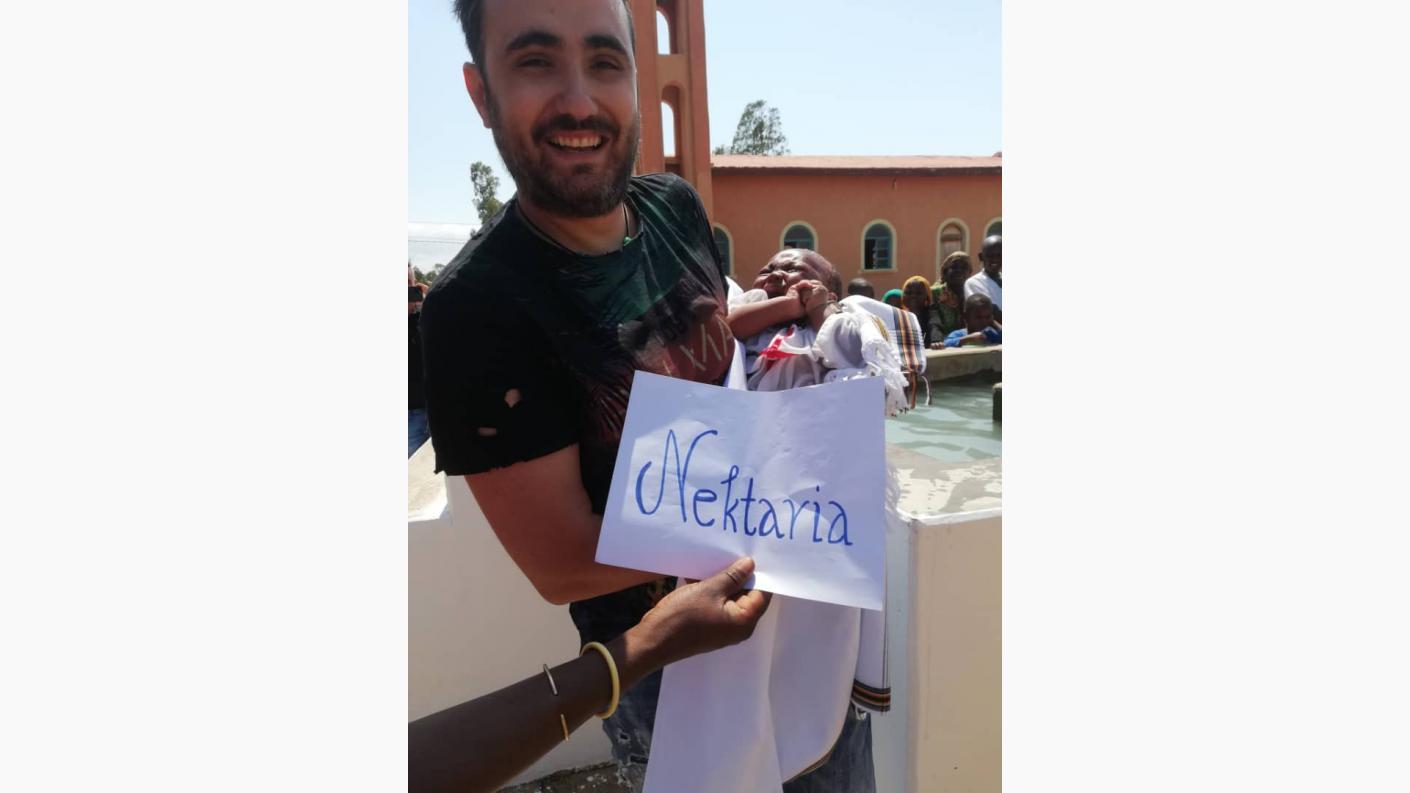 53 de botezuri în cadrul Centrului Misionar Ortodox din Kidamali