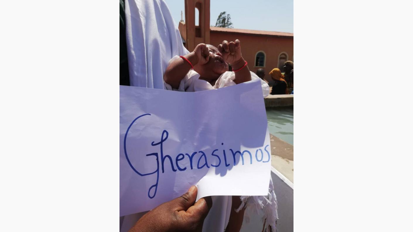 53 de botezuri în cadrul Centrului Misionar Ortodox din Kidamali