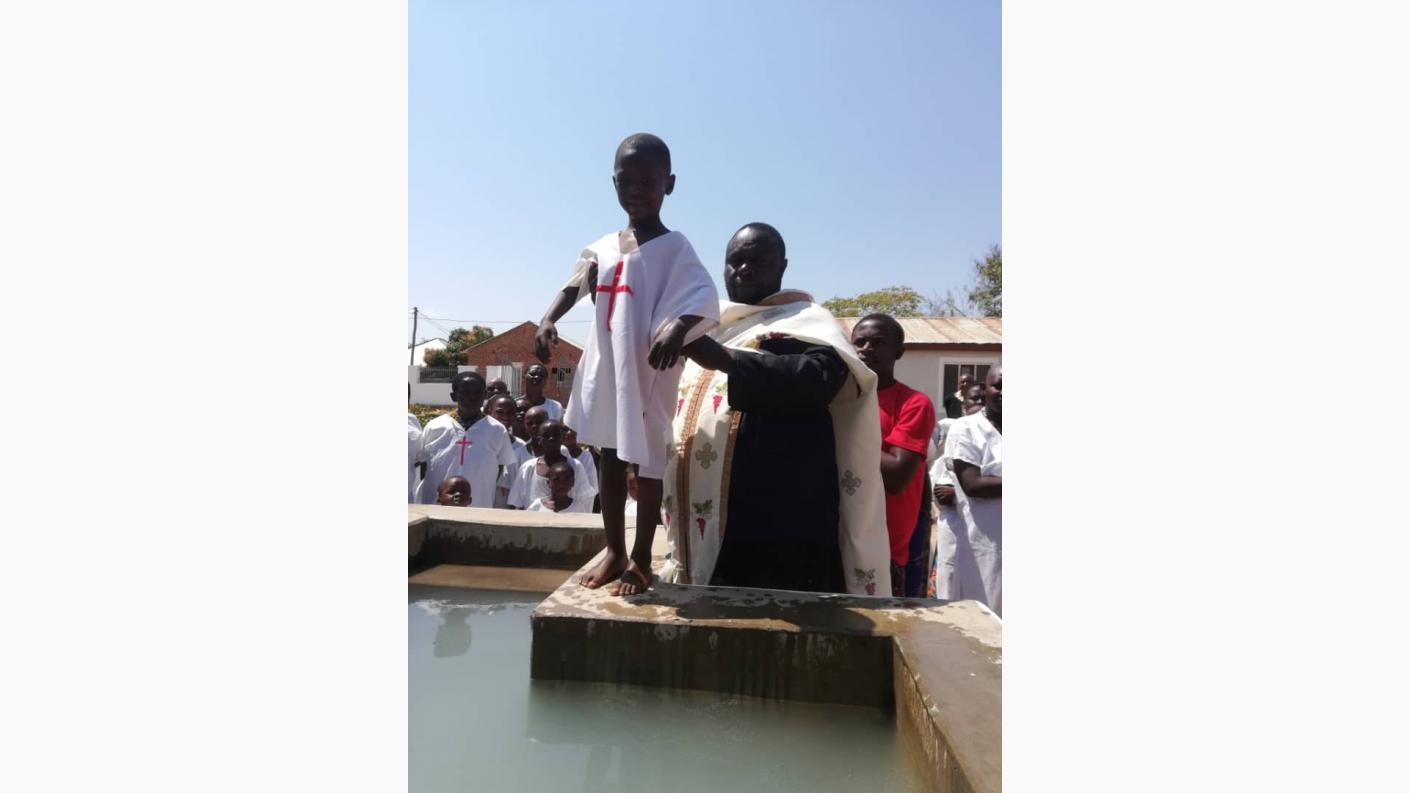 53 de botezuri în cadrul Centrului Misionar Ortodox din Kidamali