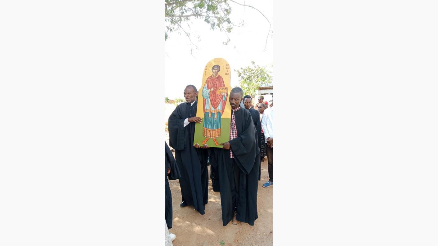 Ilalasimba - Acolo unde Leul Doarme