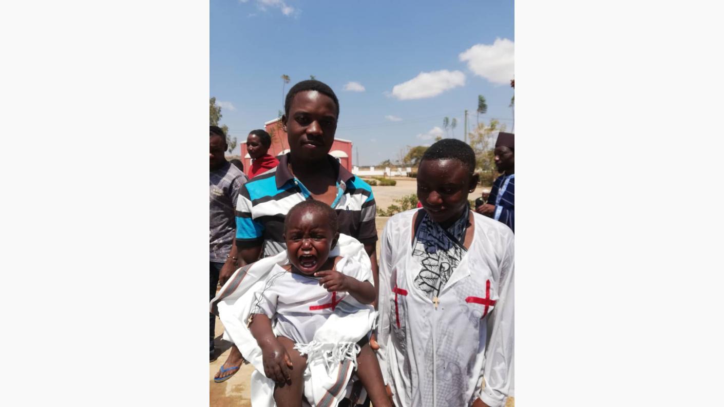 53 de botezuri în cadrul Centrului Misionar Ortodox din Kidamali