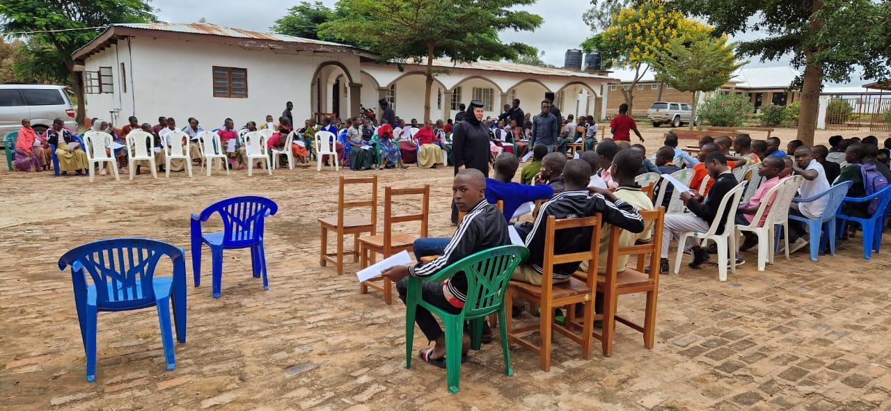 A doua ediție a Întâlnirii Tinerilor Ortodocşi din regiunea Iringa la Centrul Misionar din Kidamali