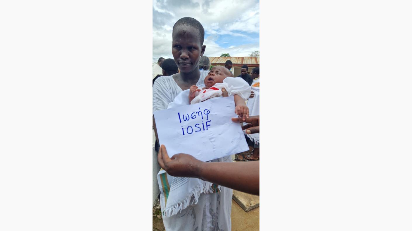 105 botezuri în cadrul Centrului Misionar din Kidamali