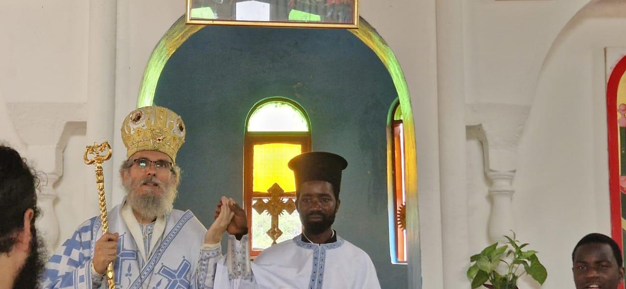 Un nou preot în parohia cu hramul Izvorul Tămăduirii din satul Nyamahana