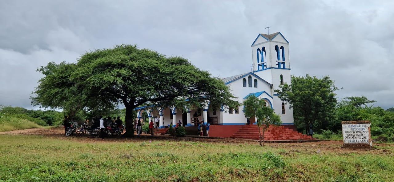 Un nou preot în parohia cu hramul Izvorul Tămăduirii din satul Nyamahana