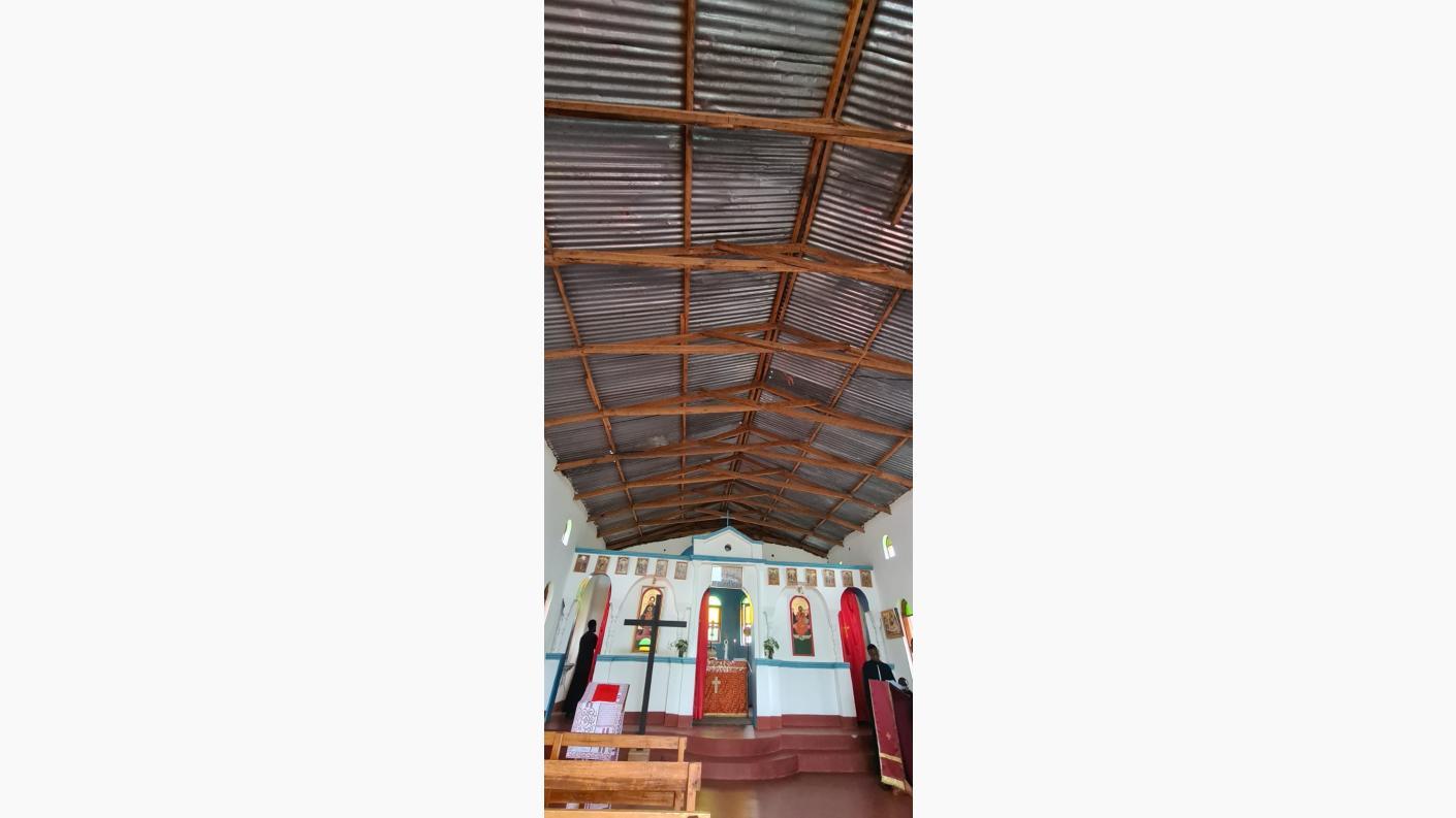 Un nou preot în parohia cu hramul Izvorul Tămăduirii din satul Nyamahana