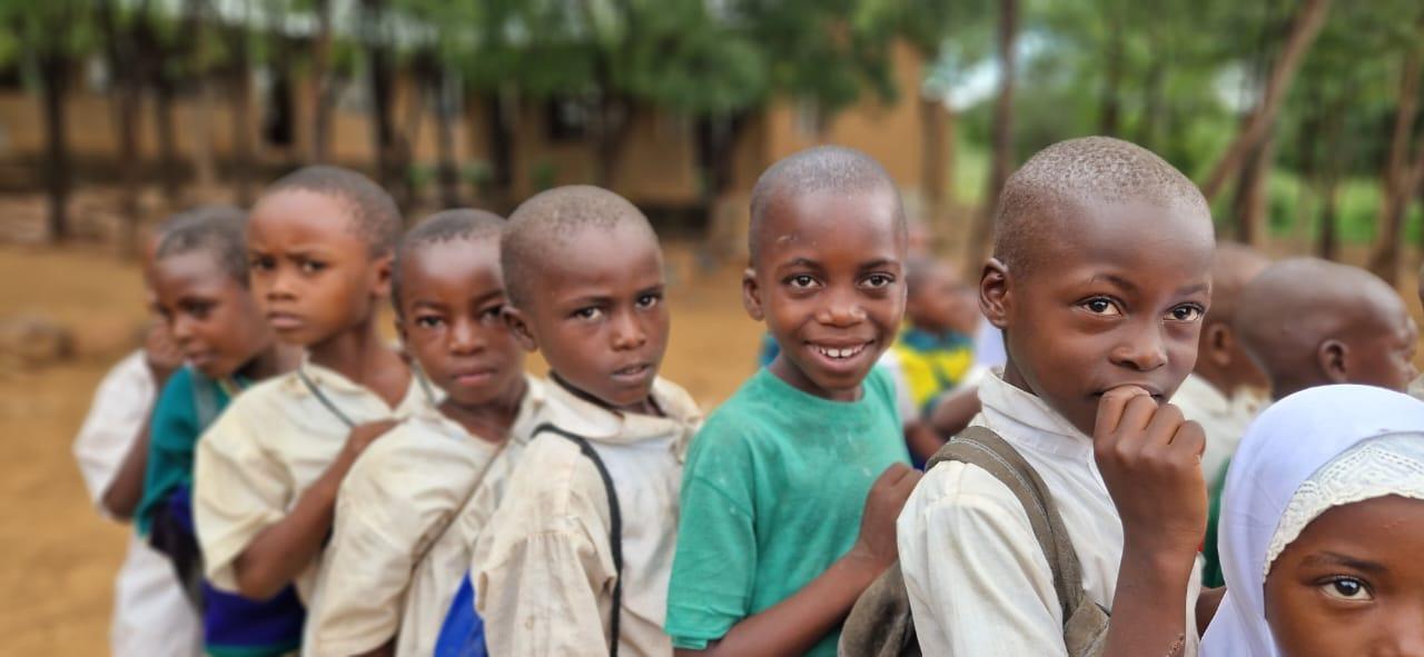 Un nou preot în parohia cu hramul Izvorul Tămăduirii din satul Nyamahana