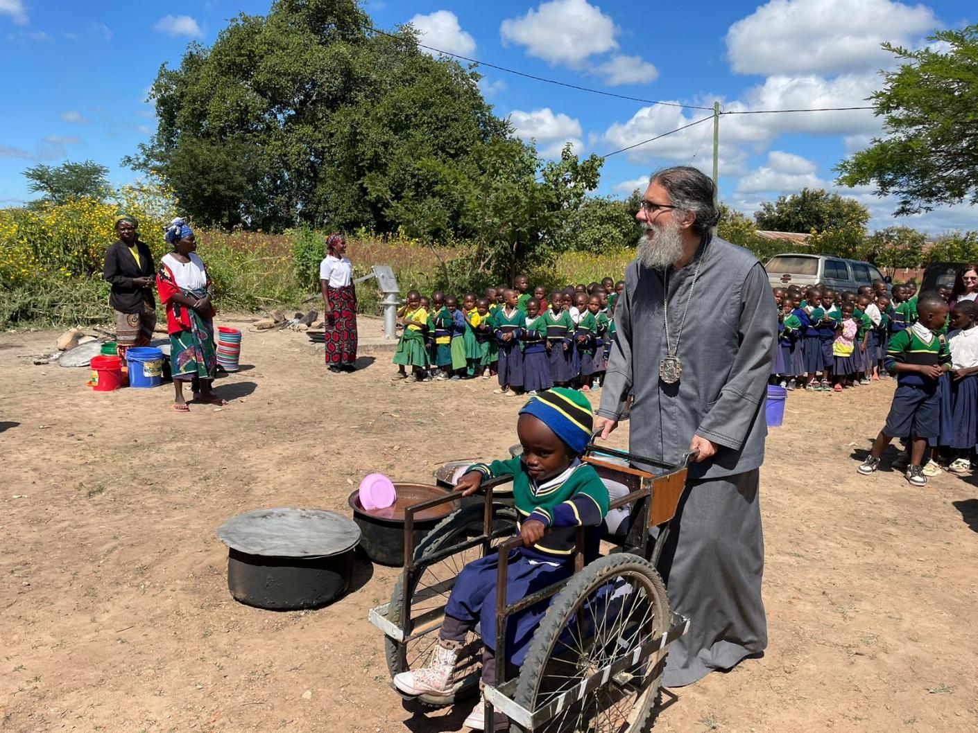 Copiii din satul Mkoga