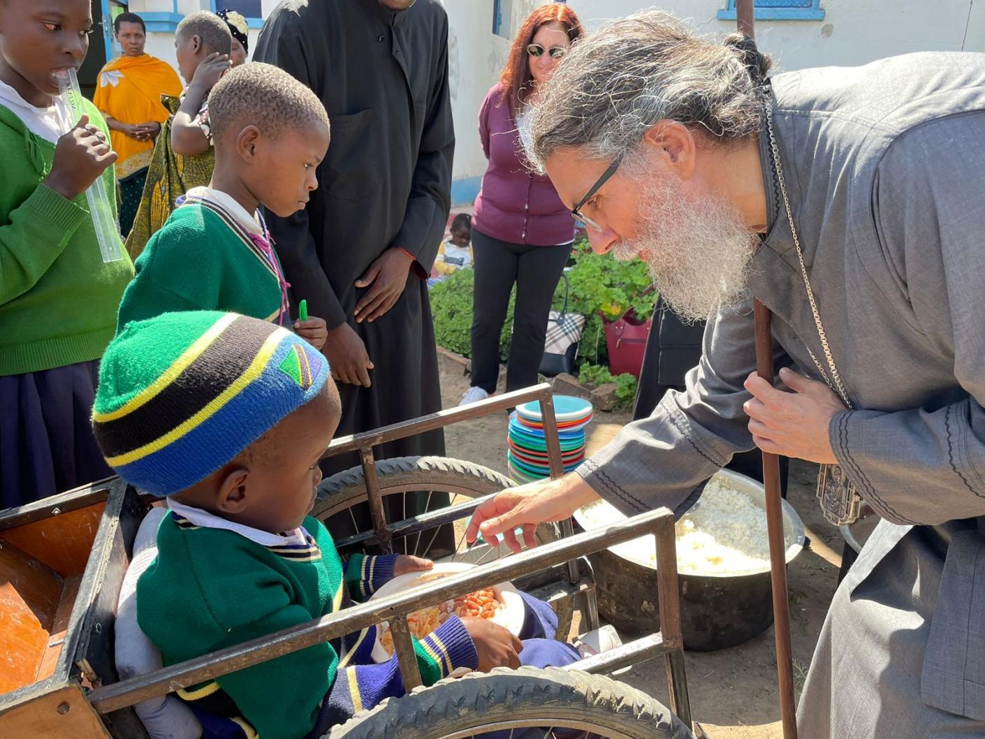 Copiii din satul Mkoga