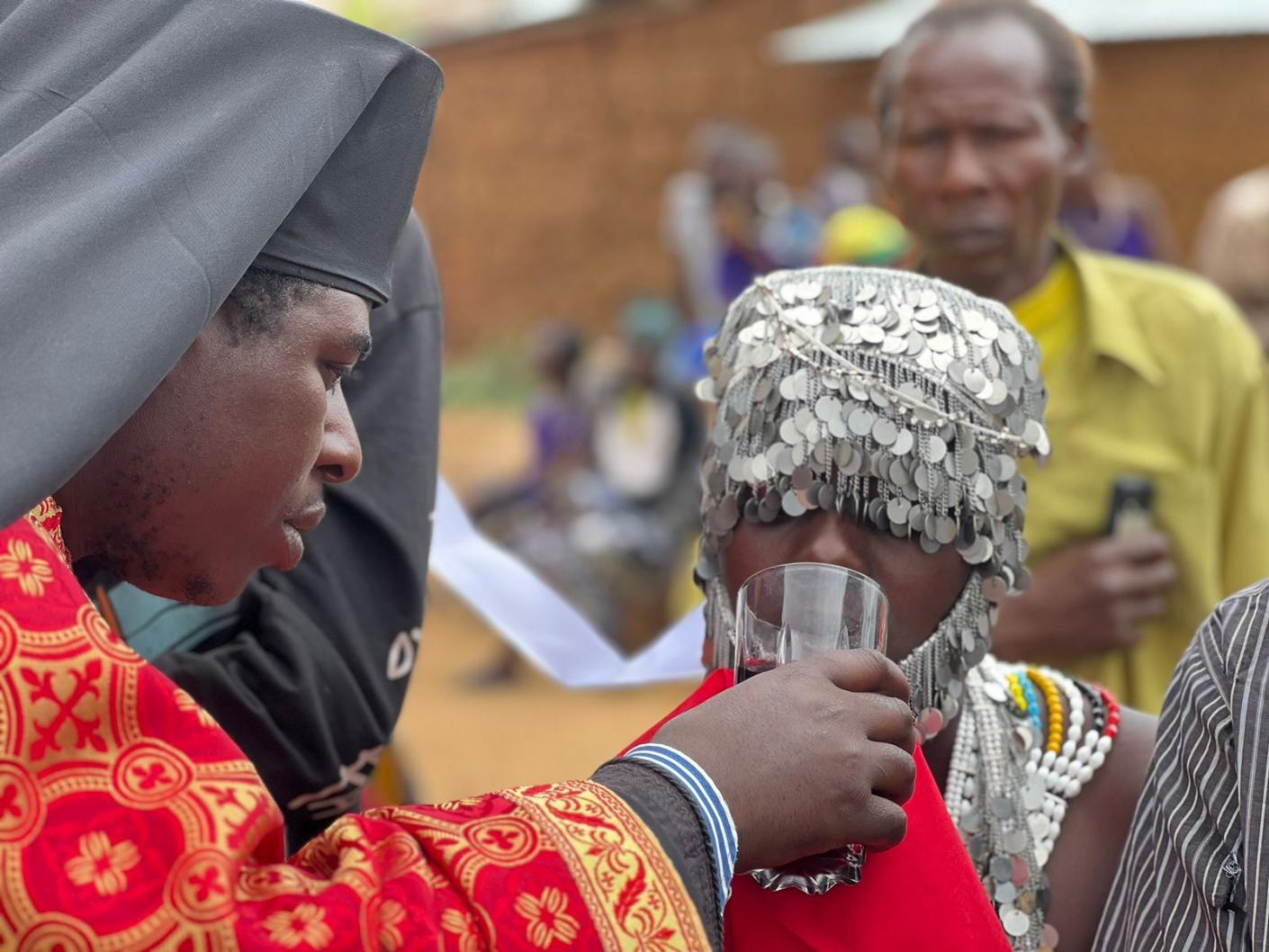 Legătura - Taina cununiei pentru 21 de familii ortodoxe