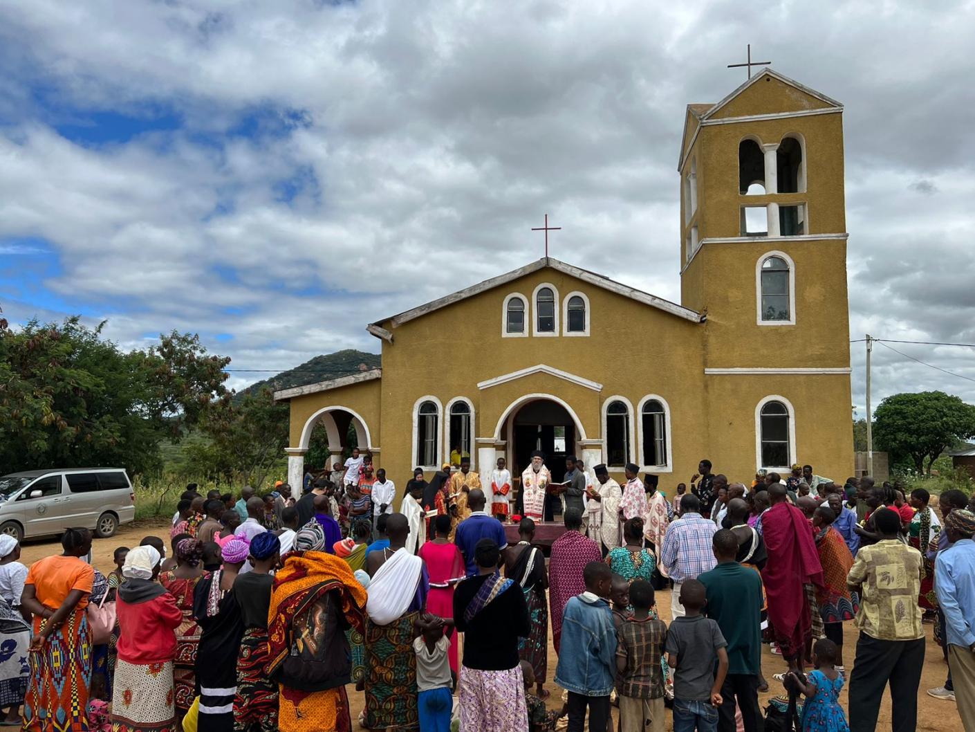 Legătura - Taina cununiei pentru 21 de familii ortodoxe