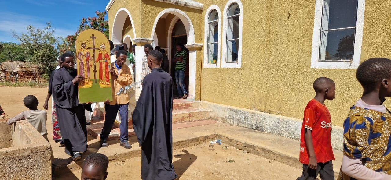 Sfinții Împărați Constantin și Elena - ocrotitorii parohiei din satul Kipera