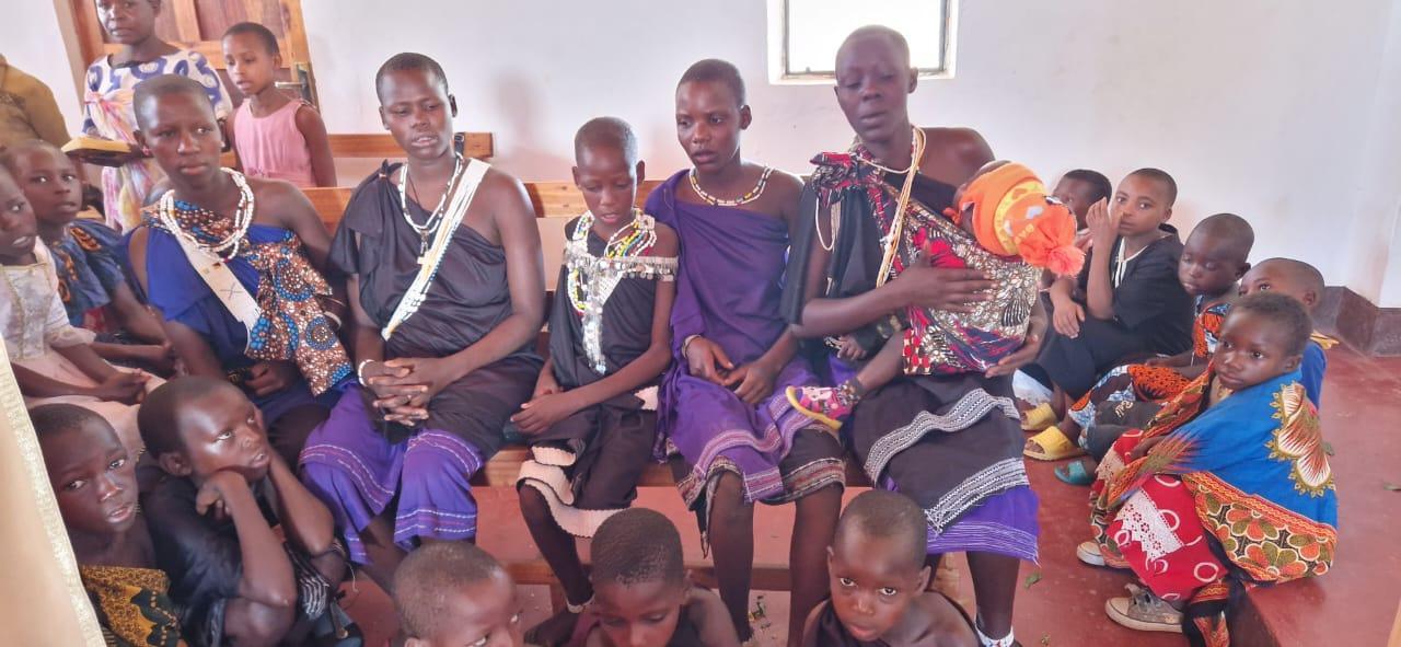 Sfinții Împărați Constantin și Elena - ocrotitorii parohiei din satul Kipera