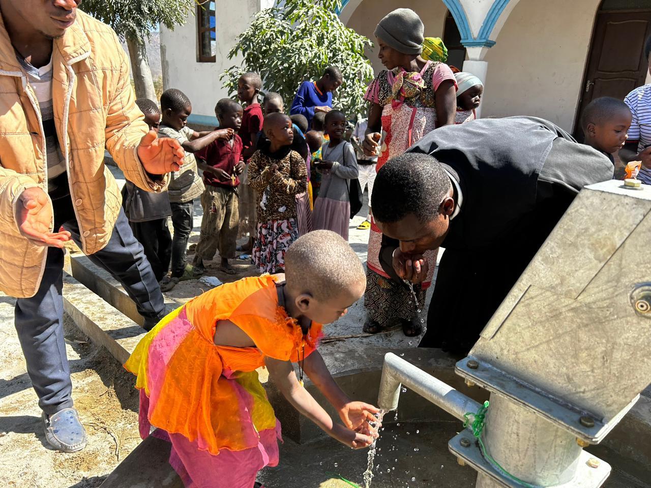 Apa vieții - o nouă fântână