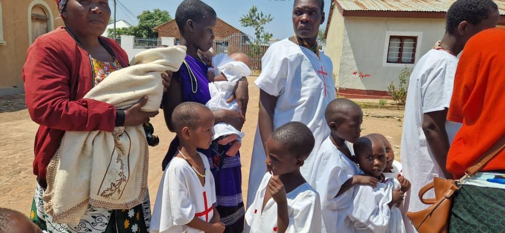 Noi botezuri în cadrul Centrului Misionar Ortodox din Kidamali