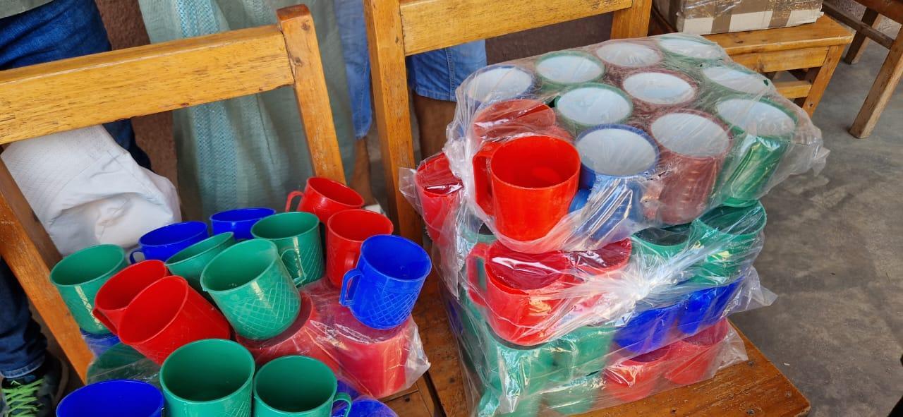 Vizită la şcoala primară din satul Mlambalasi