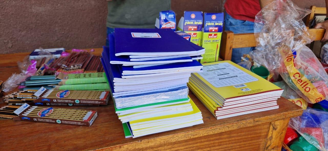 Vizită la şcoala primară din satul Mlambalasi